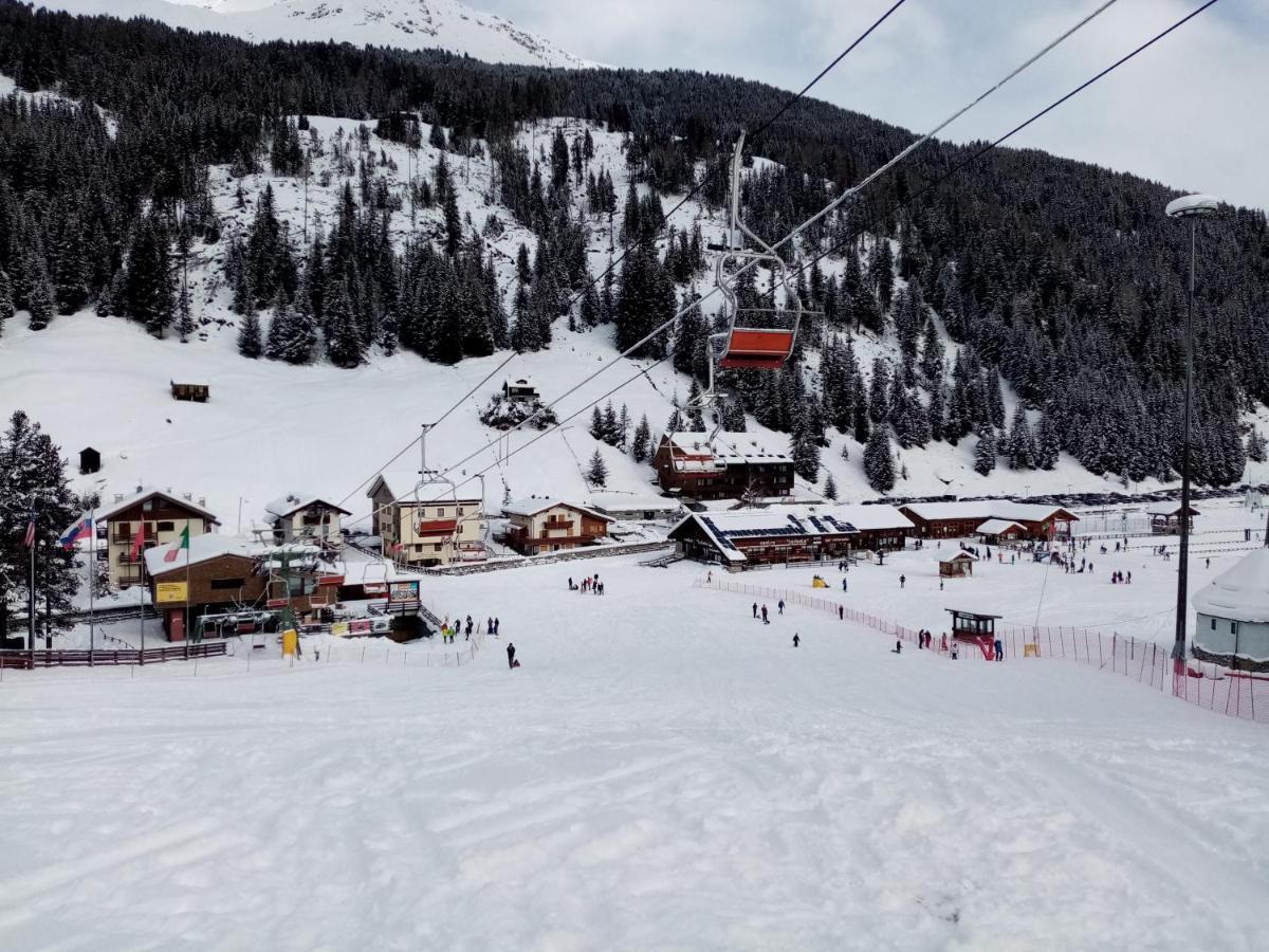 Comodo Alloggio Con Accesso Diretto Alle Piste Santa Caterina Valfurva Eksteriør billede